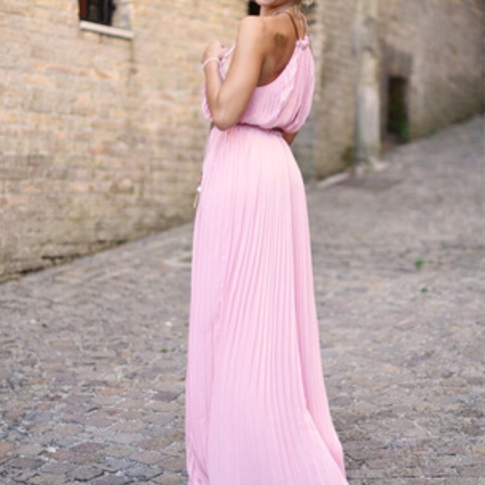 Pink Sleeveless Halter Pleated Maxi Dress